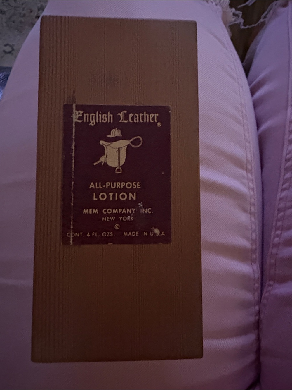 Vintage English Leather wooden box that held a 4 oz bottle (empty box)